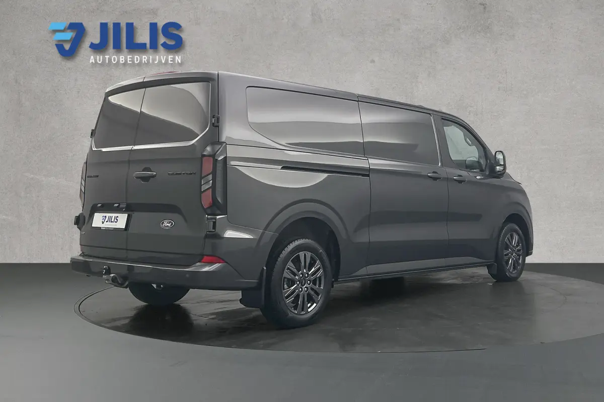 320 2.5 PHEV L2H1 Limited | Trekhaak uitklapbaar | Stoelverwarming