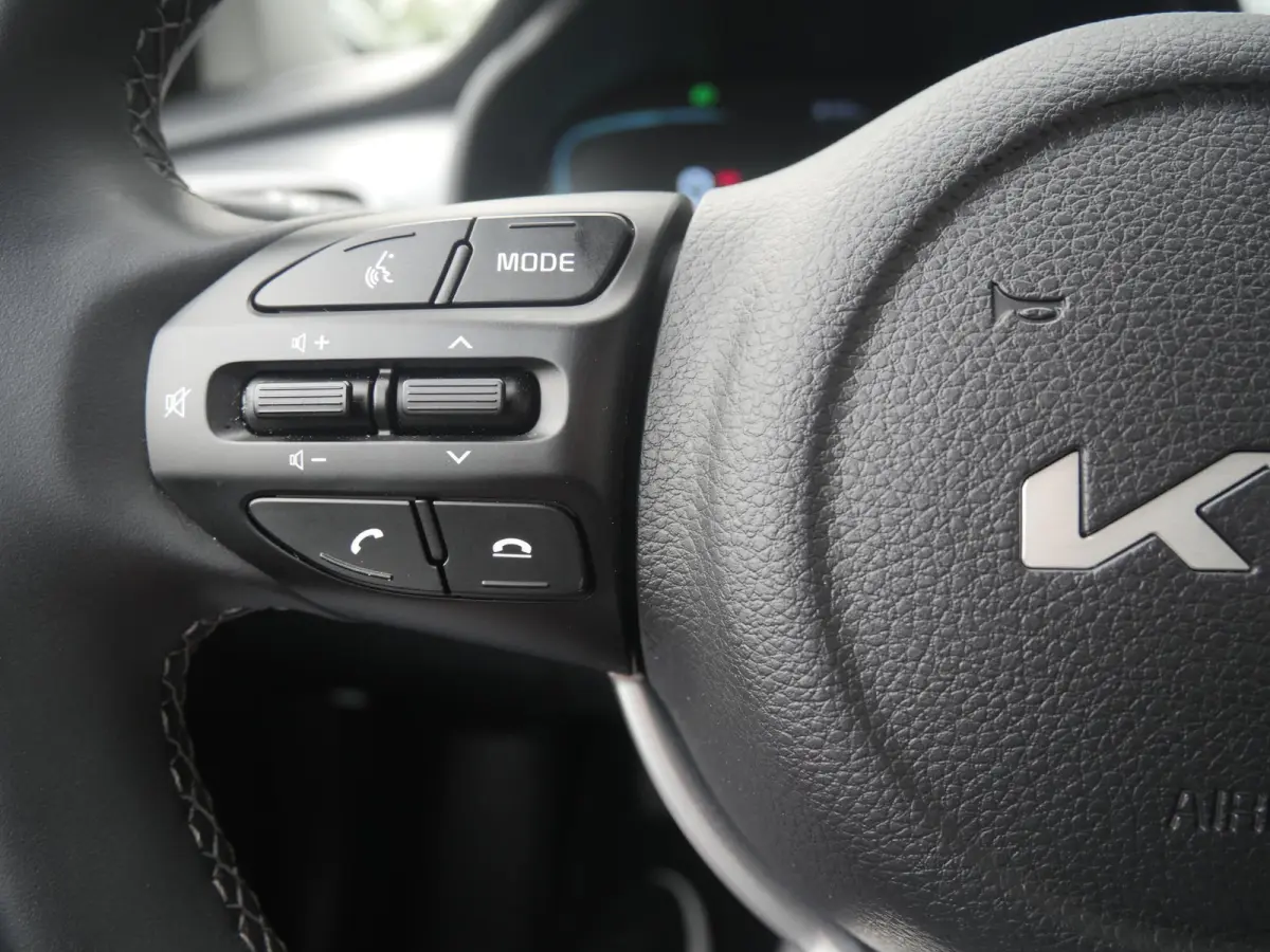 1.0 T-GDi MHEV DynamicLine | Cruise | Clima | Camera | Carplay | Navi |