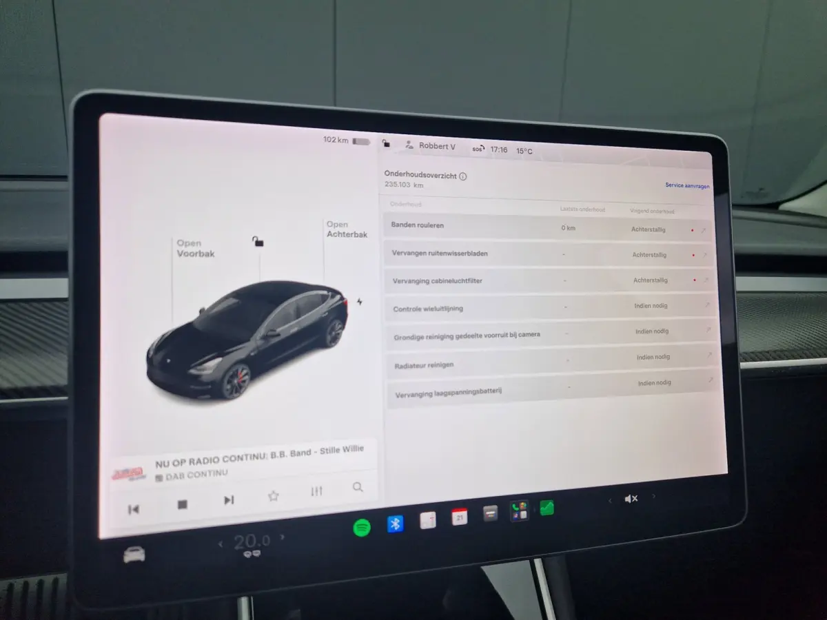 Performance AWD 75 kWh SOH 89%