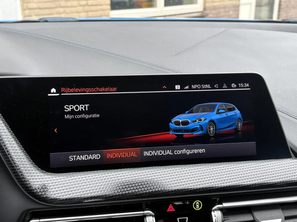 118i Business Edition Plus M-SPORT/MISANO BLUE/CARPLAY/LED/LEER