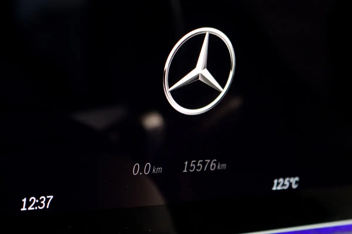 AMG Line 116 kWh | Schuifdak | Techniekpakket | Distronic | Burmester | Nappa Leder | Verwarmd Stuurwiel | Surround Camera | Augmented Reality | Keyless Go |