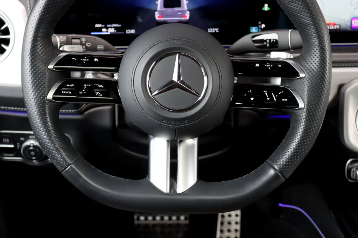 AMG Line 116 kWh | Schuifdak | Techniekpakket | Distronic | Burmester | Nappa Leder | Verwarmd Stuurwiel | Surround Camera | Augmented Reality | Keyless Go |