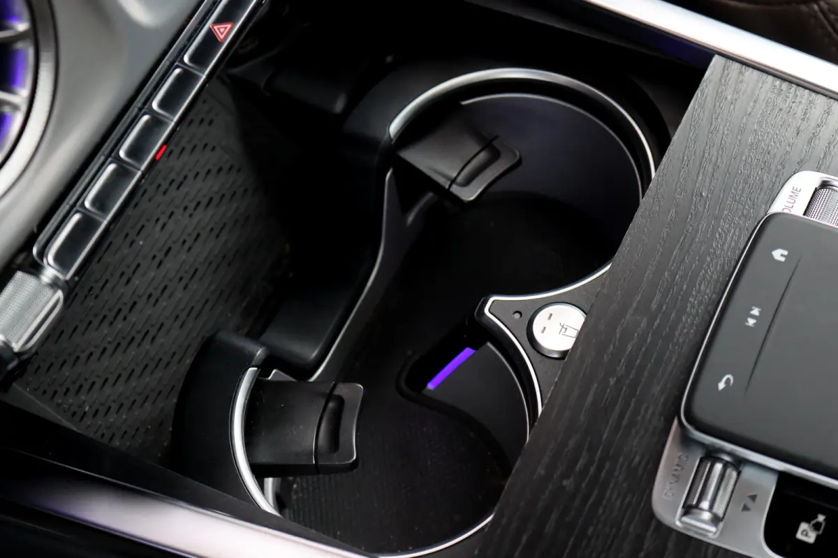 AMG Line 116 kWh | Schuifdak | Techniekpakket | Distronic | Burmester | Nappa Leder | Verwarmd Stuurwiel | Surround Camera | Augmented Reality | Keyless Go |