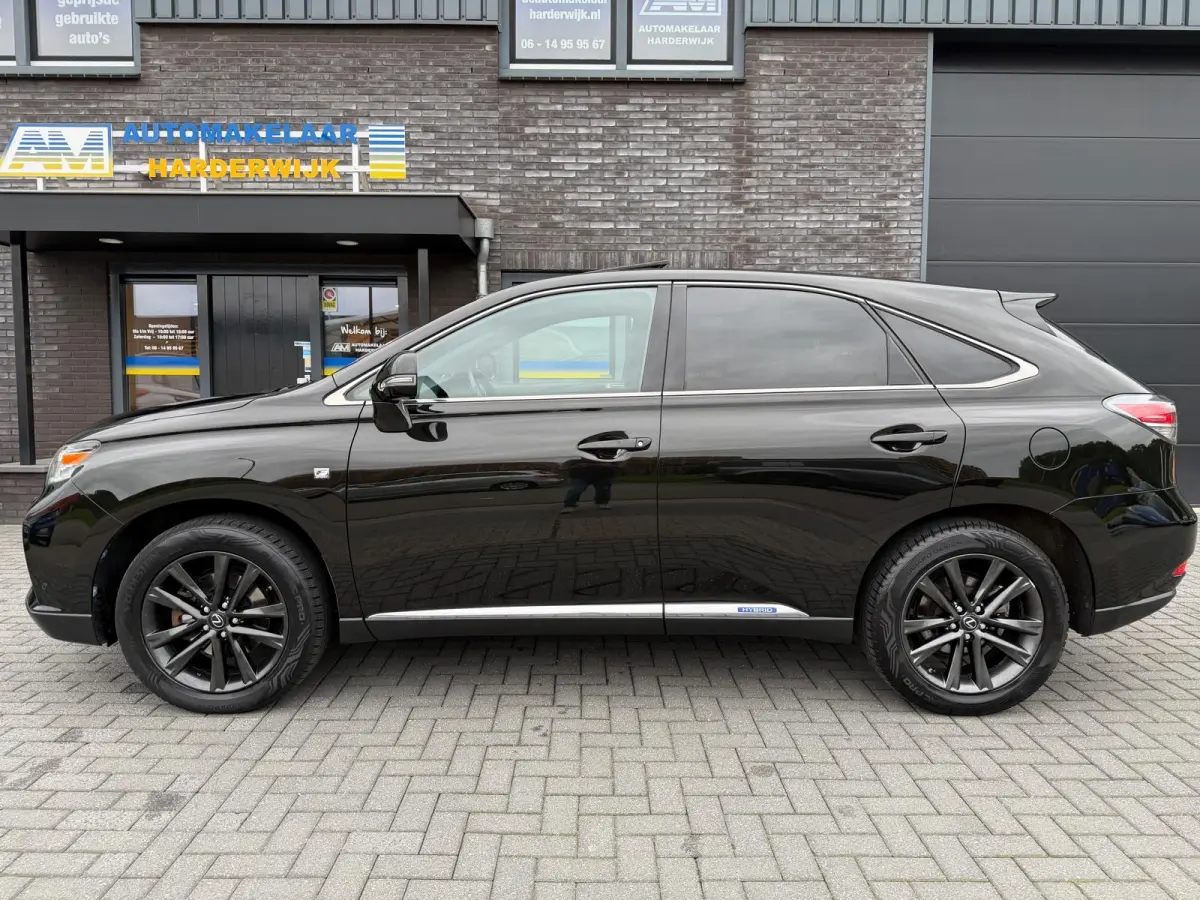 450h 4WD President Line | SCHUIFDAK | CRUISE | LEDER | TREKHAAK | XENON | STOELVERW. | HEAD-UP | CAMERA |