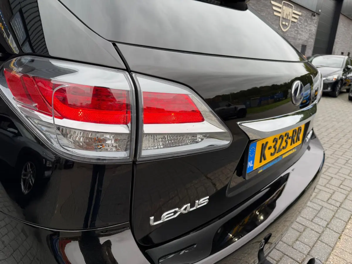 450h 4WD President Line | SCHUIFDAK | CRUISE | LEDER | TREKHAAK | XENON | STOELVERW. | HEAD-UP | CAMERA |