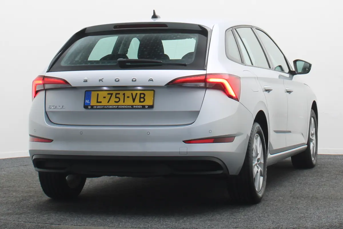 1.0 TSI Ambition Eerste Eigenaar, Airco, Rijstrooksensor, Cruise, Apple Carplay, DAB, PDC, 16''