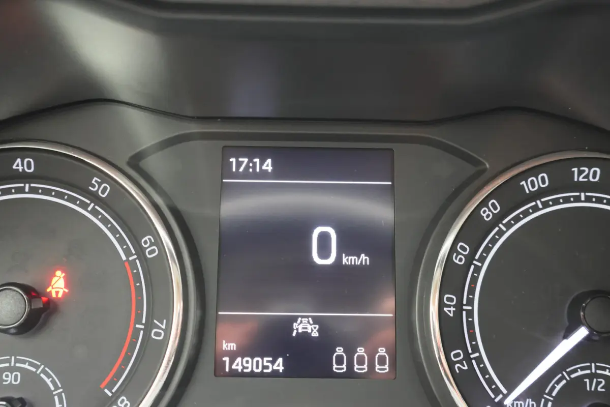 1.0 TSI Ambition Eerste Eigenaar, Airco, Rijstrooksensor, Cruise, Apple Carplay, DAB, PDC, 16''