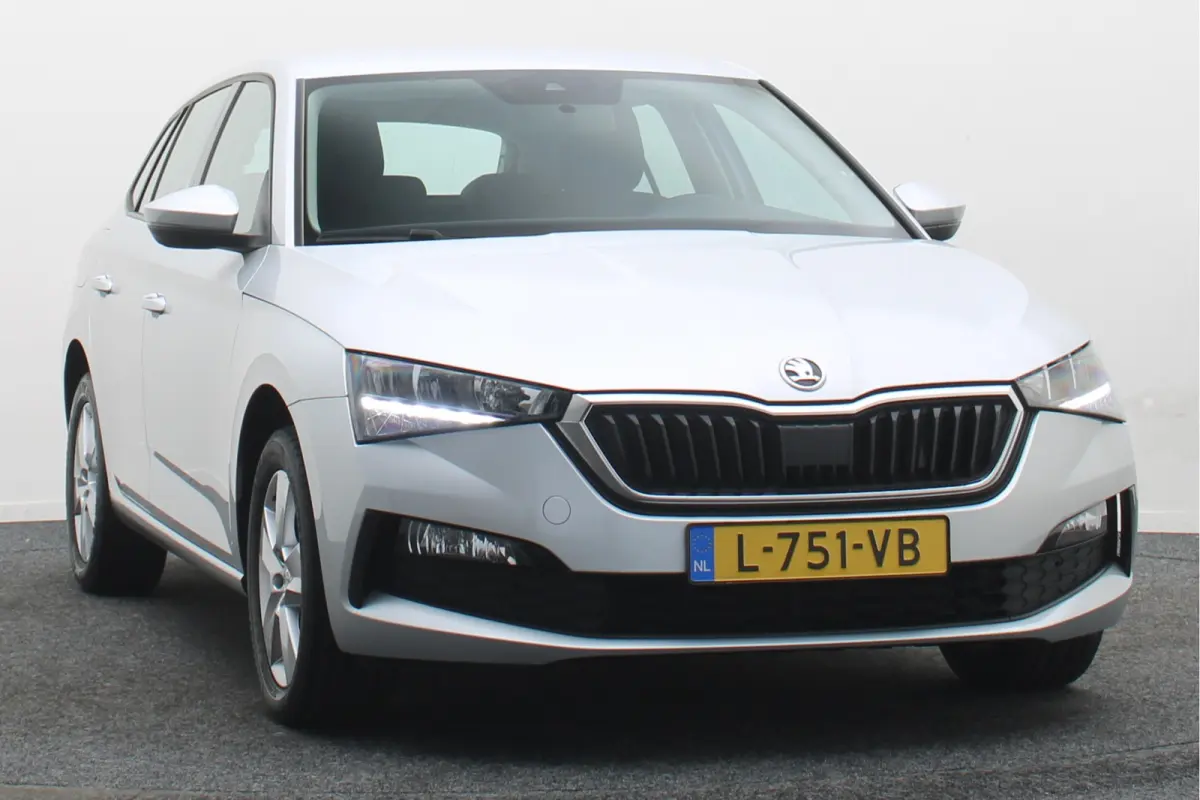 1.0 TSI Ambition Eerste Eigenaar, Airco, Rijstrooksensor, Cruise, Apple Carplay, DAB, PDC, 16''