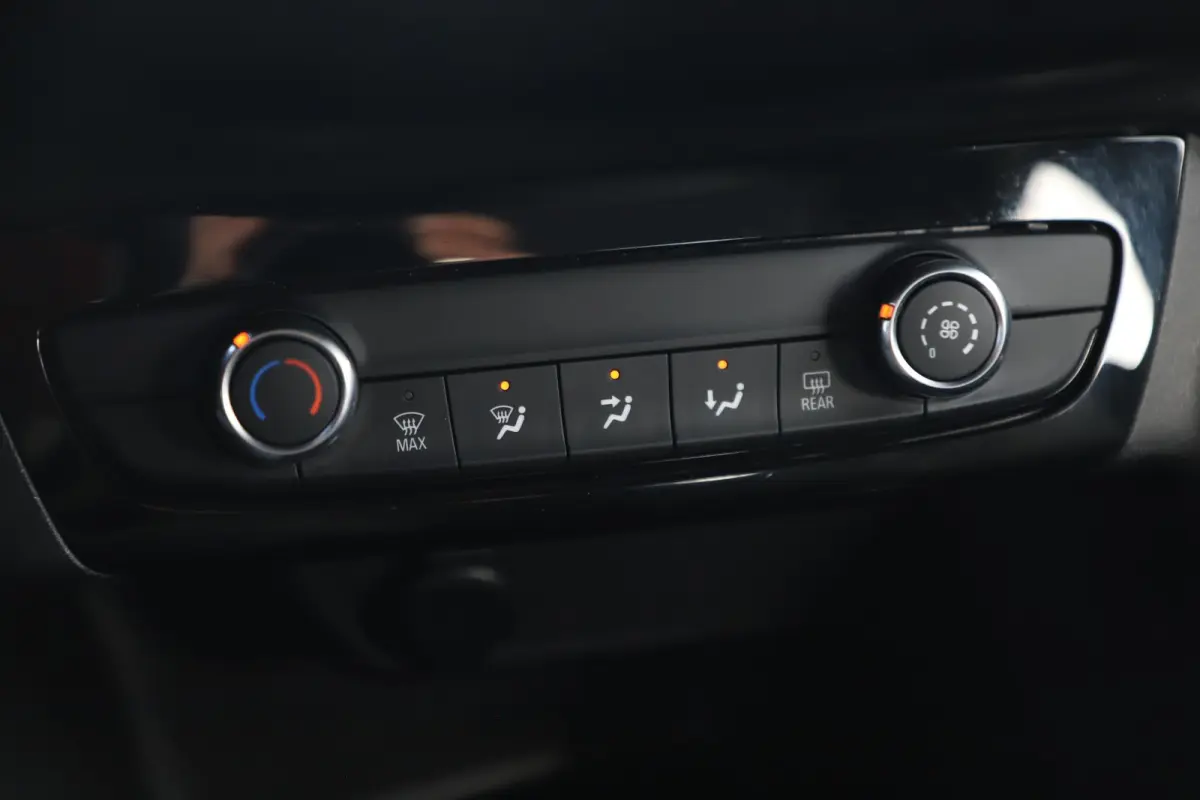 1.2 Airco Radio Bluetooth Elektrische Ramen