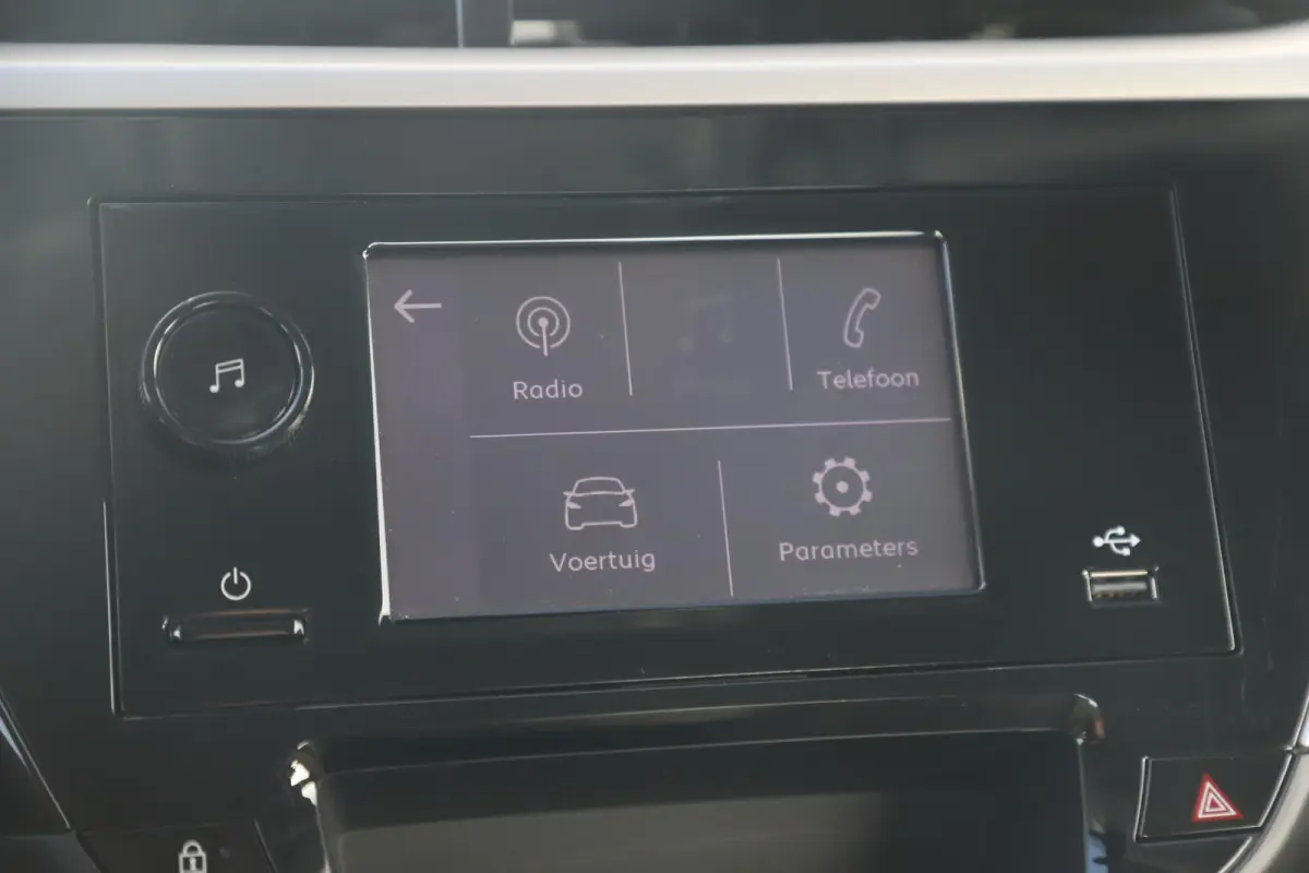 1.2 Airco Radio Bluetooth Elektrische Ramen