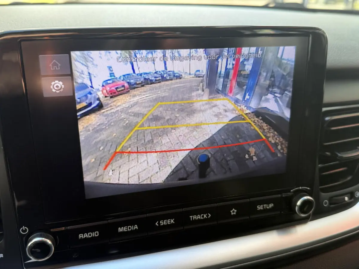 1.0 T-GDi MHEV DynamicLine | Parkeercamera | Navigatie via Apple Carplay | Cruise Control | Licht metalen velgen