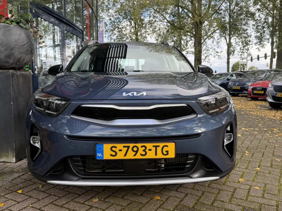 1.0 T-GDi MHEV DynamicLine | Parkeercamera | Navigatie via Apple Carplay | Cruise Control | Licht metalen velgen