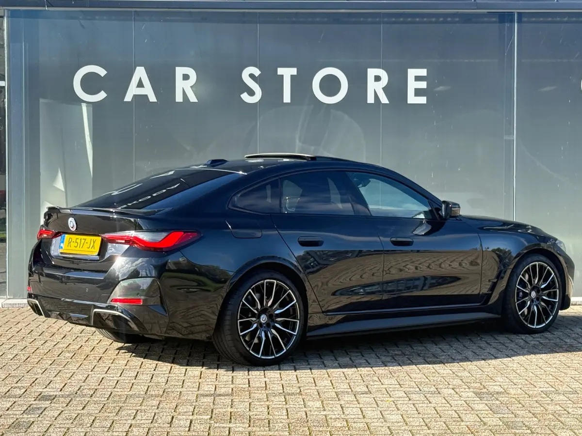 M50 High Executive M-SPORT 84 kWh 96% VOL UITGEVOERD