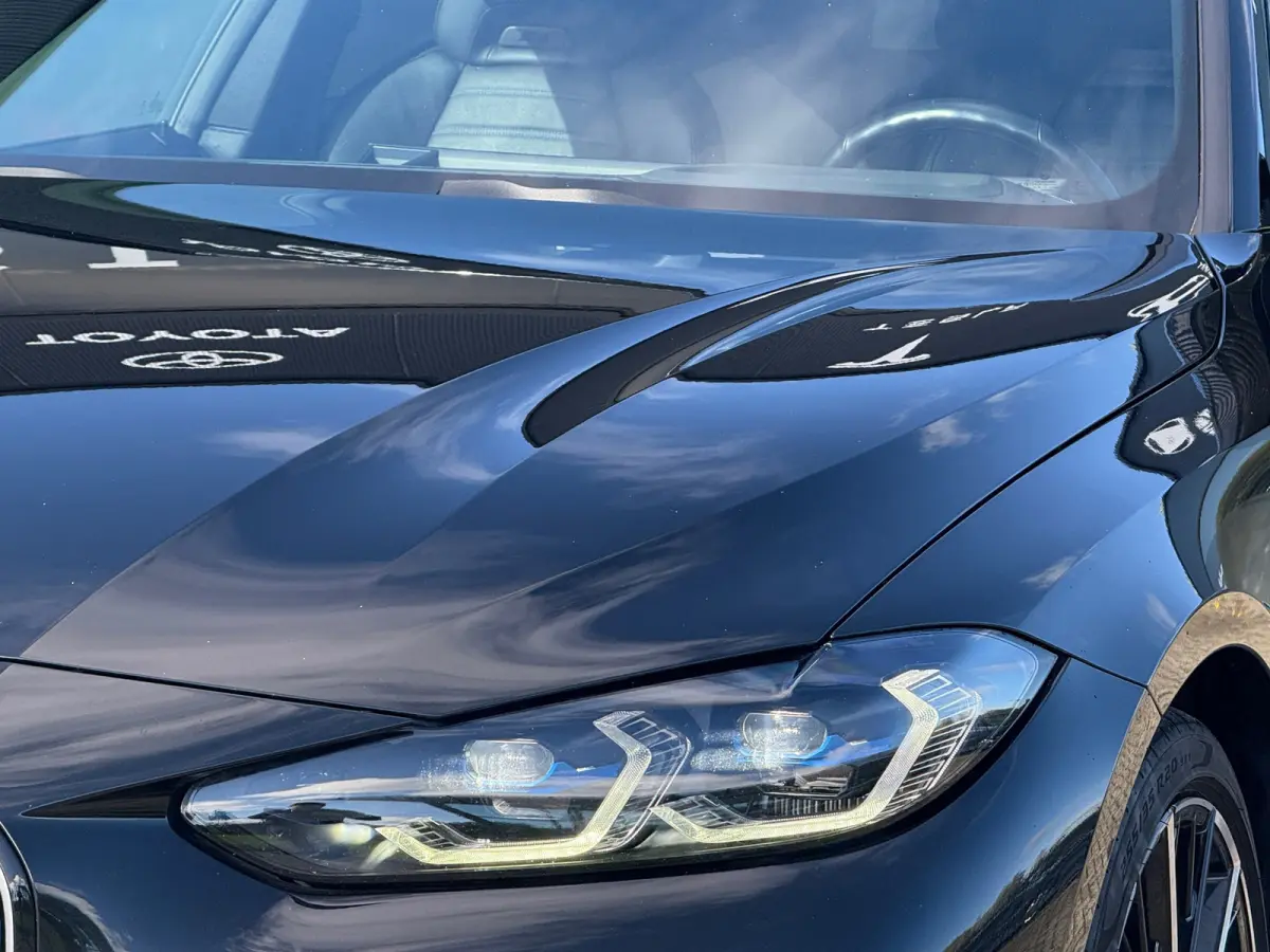 M50 High Executive M-SPORT 84 kWh 96% VOL UITGEVOERD