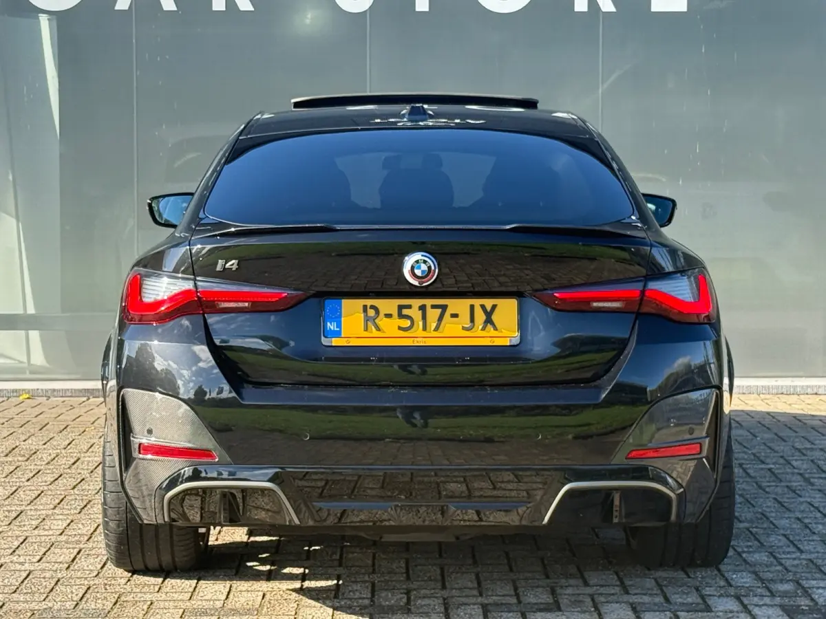 M50 High Executive M-SPORT 84 kWh 96% VOL UITGEVOERD