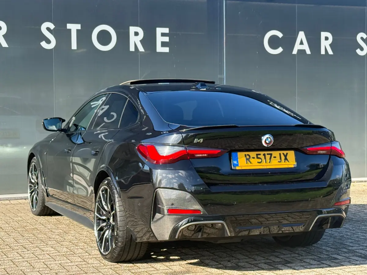 M50 High Executive M-SPORT 84 kWh 96% VOL UITGEVOERD