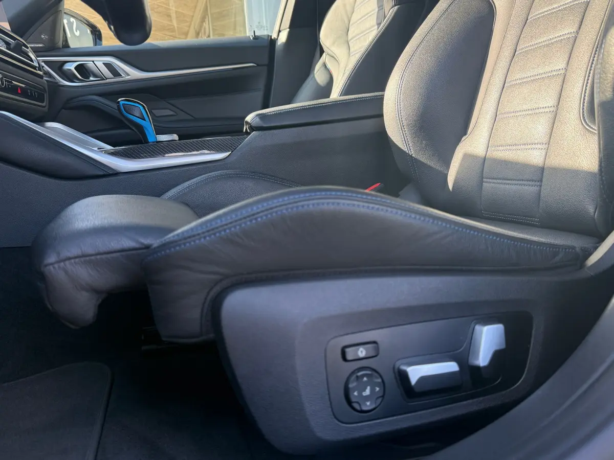 M50 High Executive M-SPORT 84 kWh 96% VOL UITGEVOERD