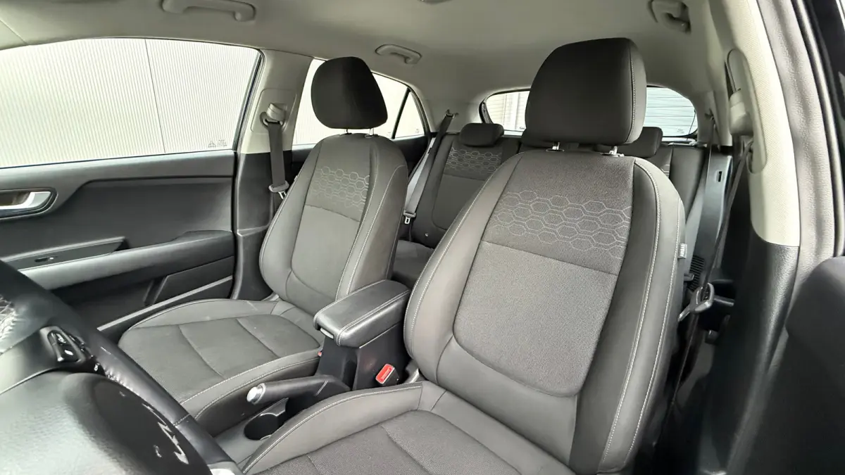 1.0 T-GDi | 2022 | CarPlay| Camera|Dealeronderhouden