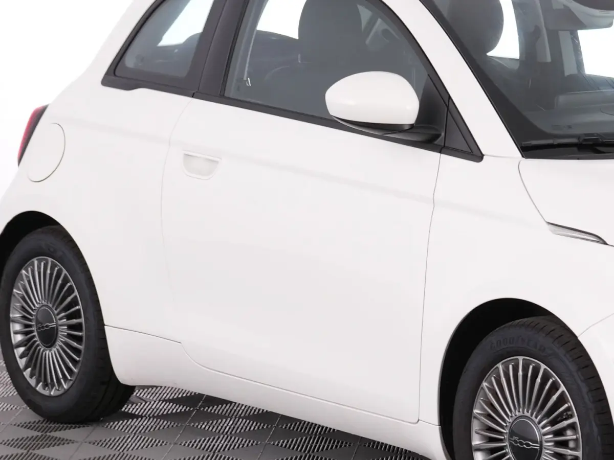 Icon 42 kWh | CARPLAY | ECC | VELGEN | SOH: 95,3% | !