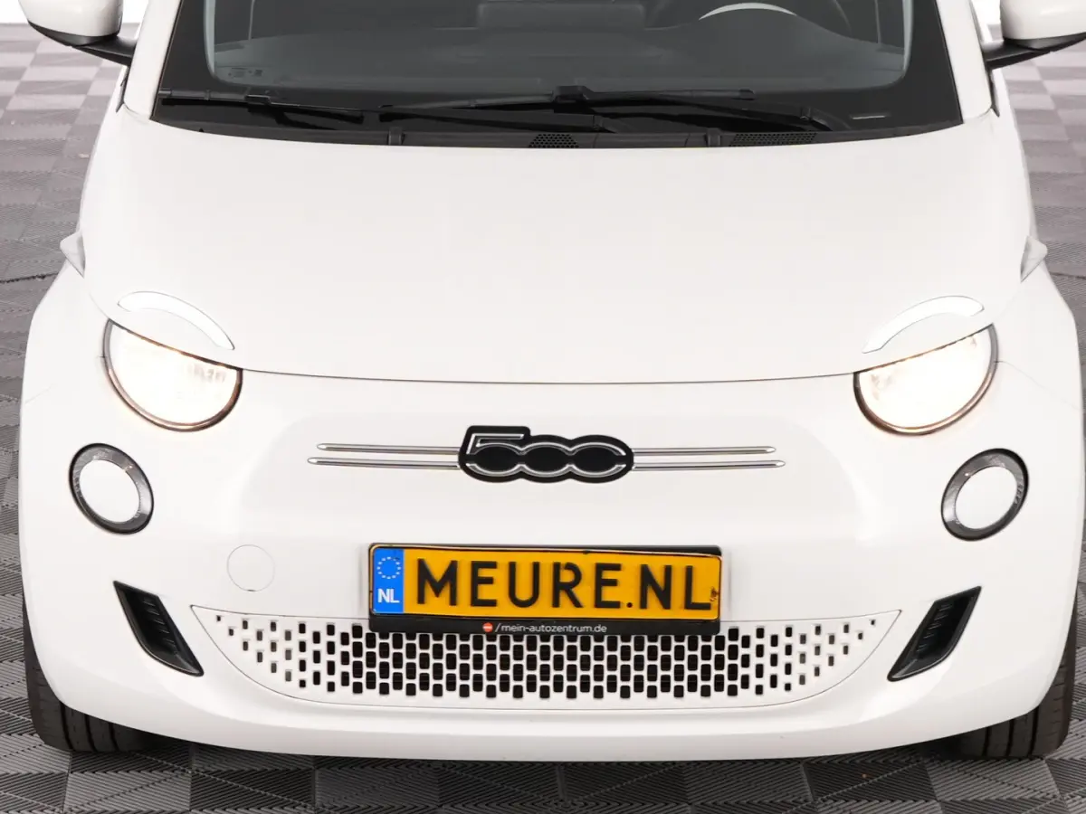 Icon 42 kWh | CARPLAY | ECC | VELGEN | SOH: 95,3% | !