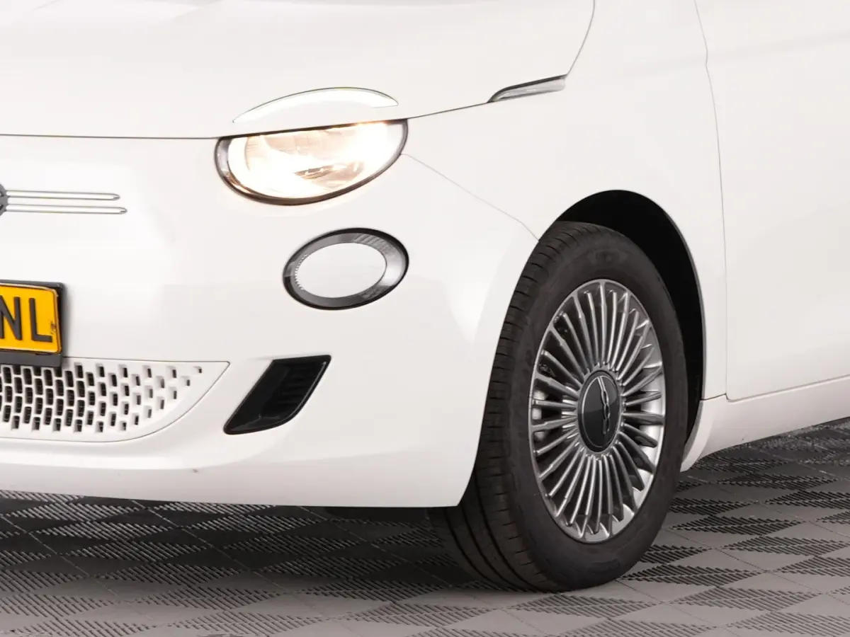 Icon 42 kWh | CARPLAY | ECC | VELGEN | SOH: 95,3% | !