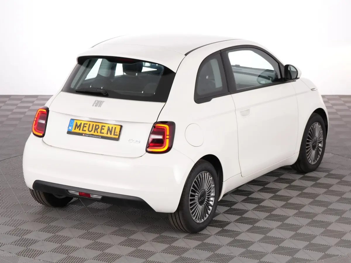Icon 42 kWh | CARPLAY | ECC | VELGEN | SOH: 95,3% | !