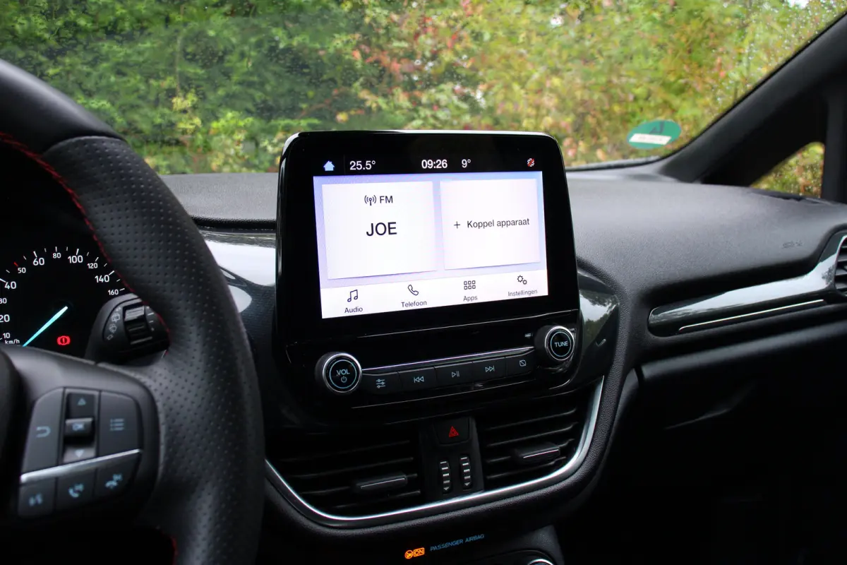 1.0EB Hybrid ST-Line X | NL-AUTO! | 1E EIGENAAR! | CAMERA | ADAPTIVE CRUISE | PARK SENS V+A | DEALER OH! | LED | LANE ASSIST | CLIMA