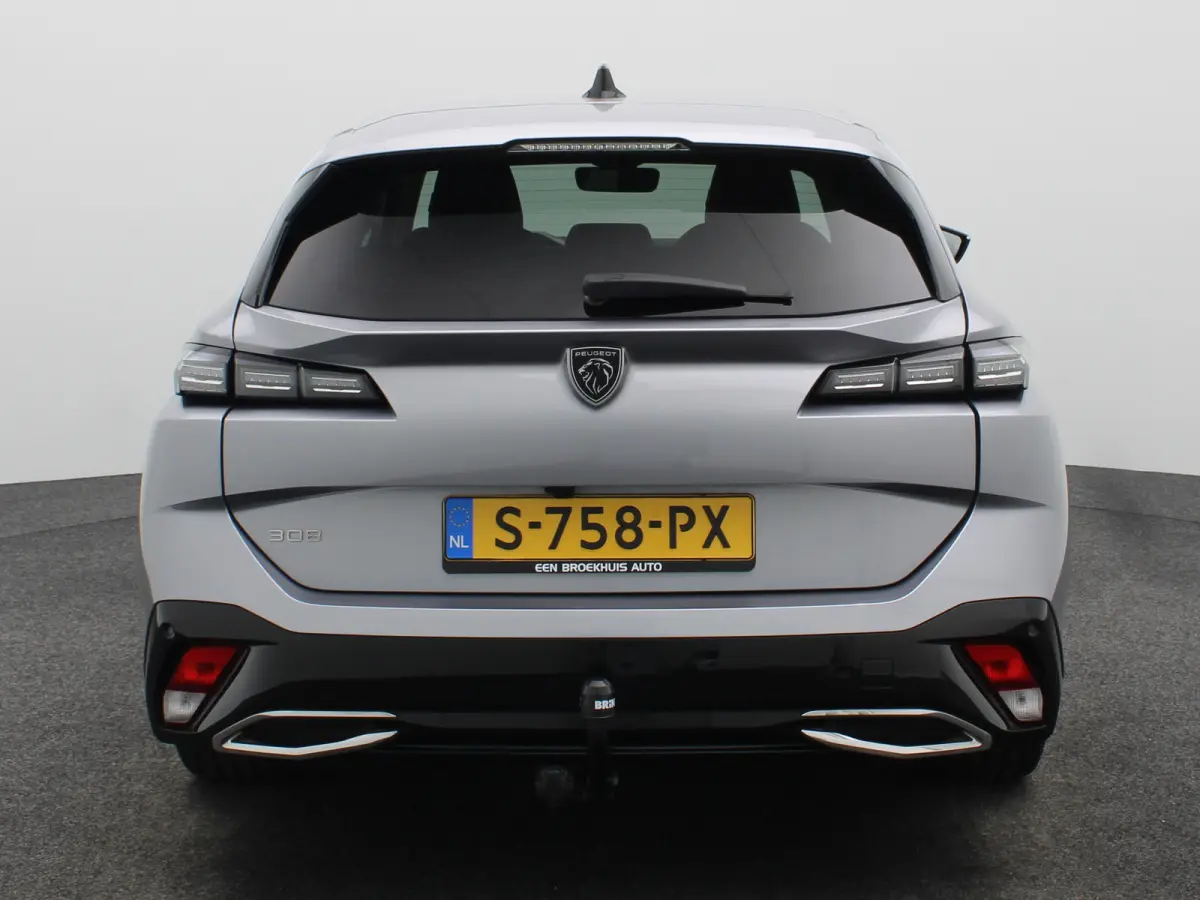 1.2 PureTech Allure Pack Business | Carplay | Camera | Navigatie | 17" Lichtmetalen Velgen | Navi | PDC | Half Leder | Climate Control
