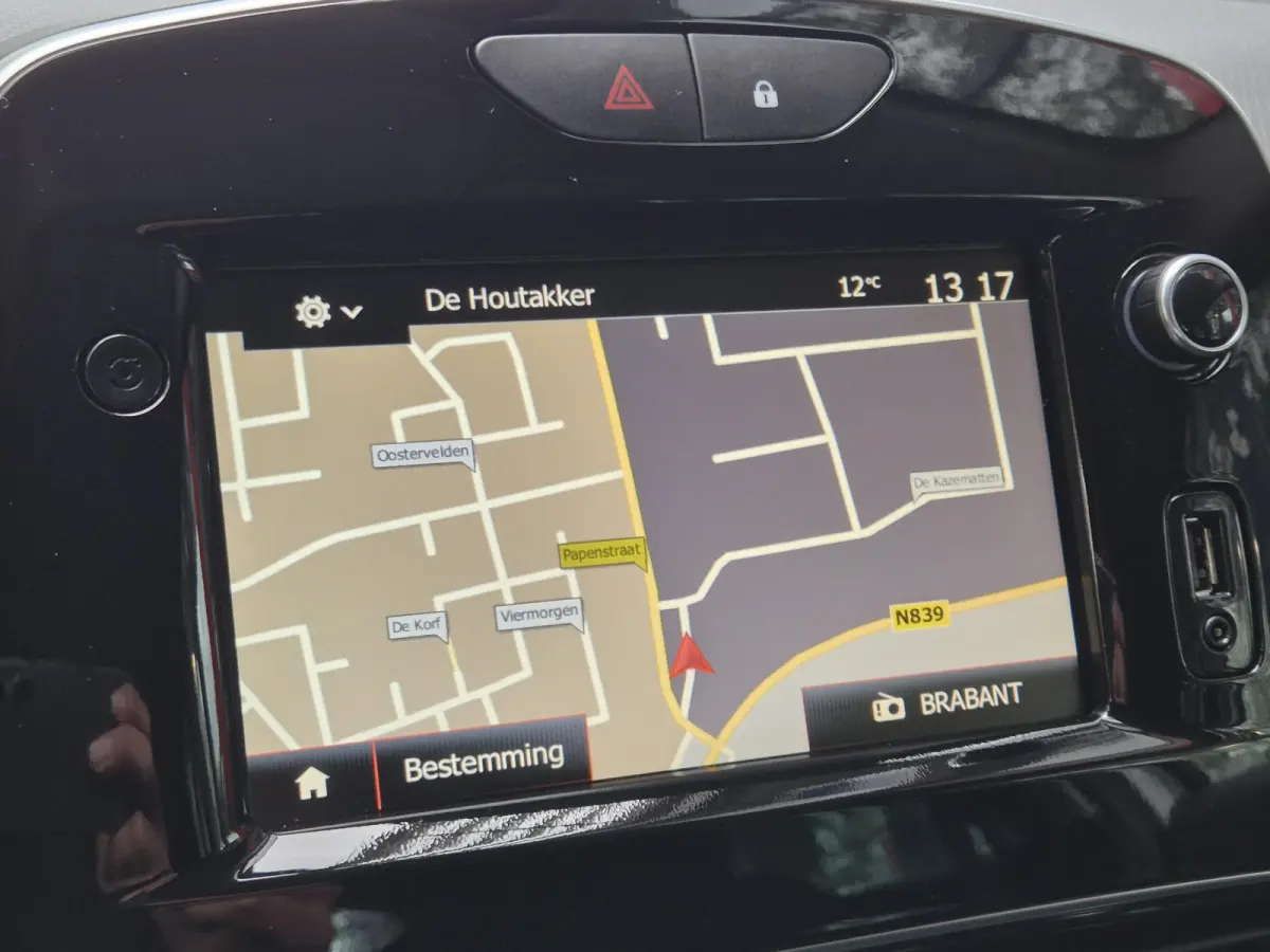 0.9 TCe Limited | Navigatie | Airconditioning | Parkeercamera | Cruise Control | Licht metalen velgen