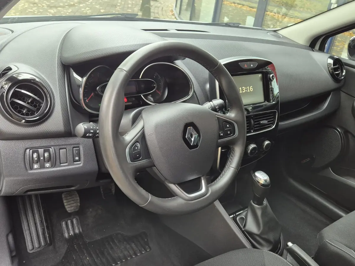 0.9 TCe Limited | Navigatie | Airconditioning | Parkeercamera | Cruise Control | Licht metalen velgen
