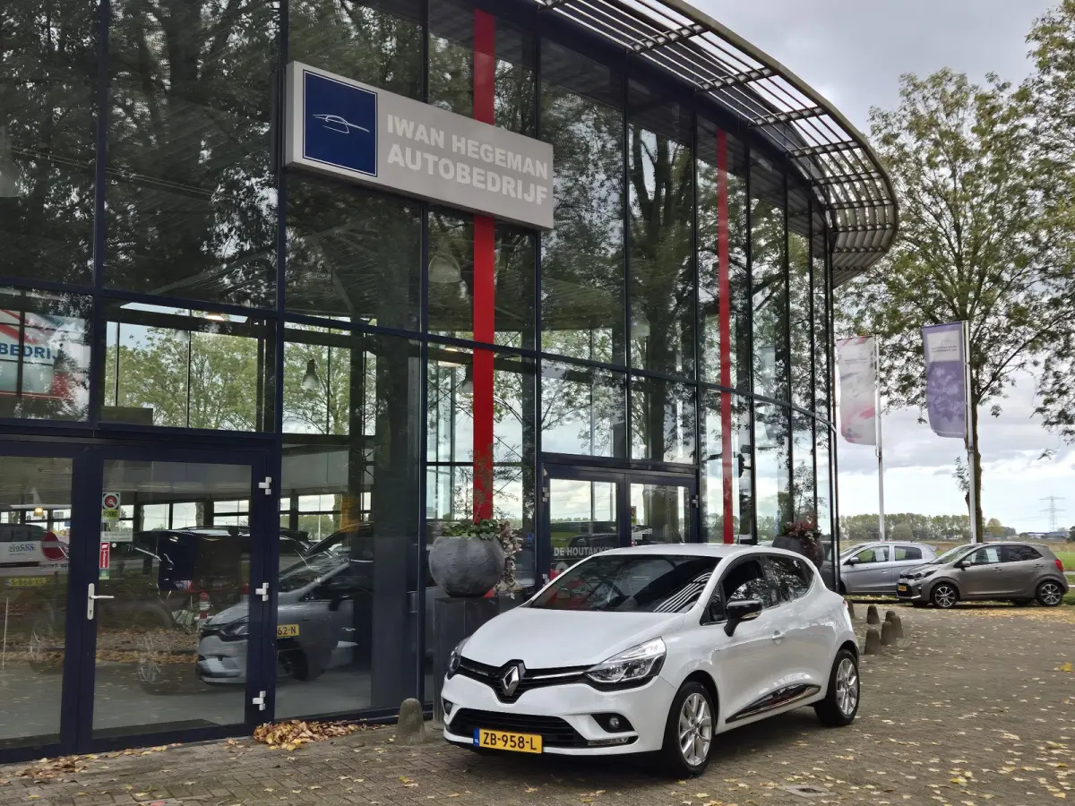 0.9 TCe Limited | Navigatie | Airconditioning | Parkeercamera | Cruise Control | Licht metalen velgen