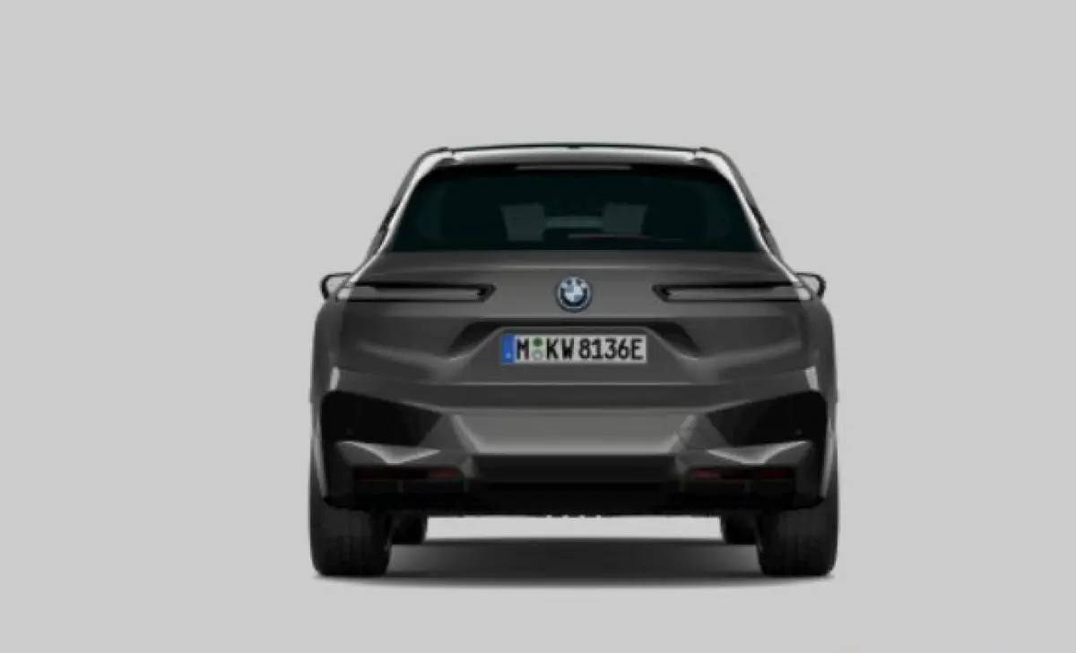 xDrive40 High Executive 77 kWh Luchtvering - Sportpakket - Panoramadak - Warmte Comfortpakket voor/achter - Getinte Ruiten - Soft-Close - BMW Laserlight - Driving/parking Assistant Professio