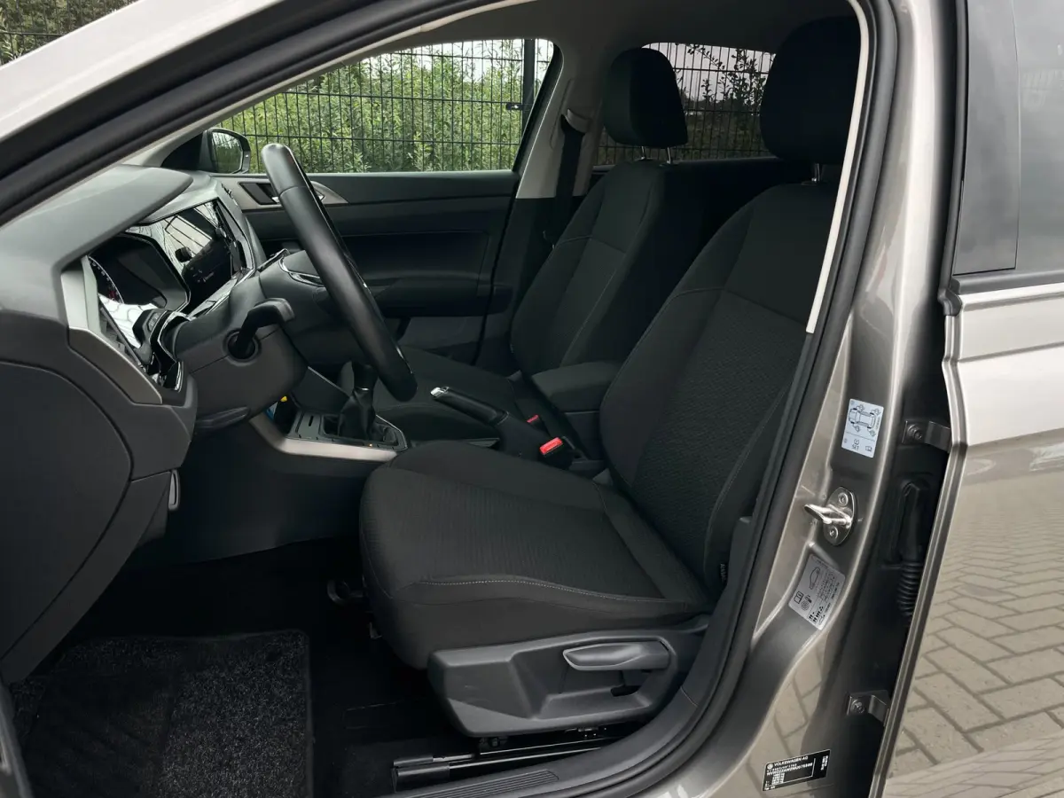 1.0 TSI Comfortline Business NAVI | CarPlay | Dealer onderhouden
