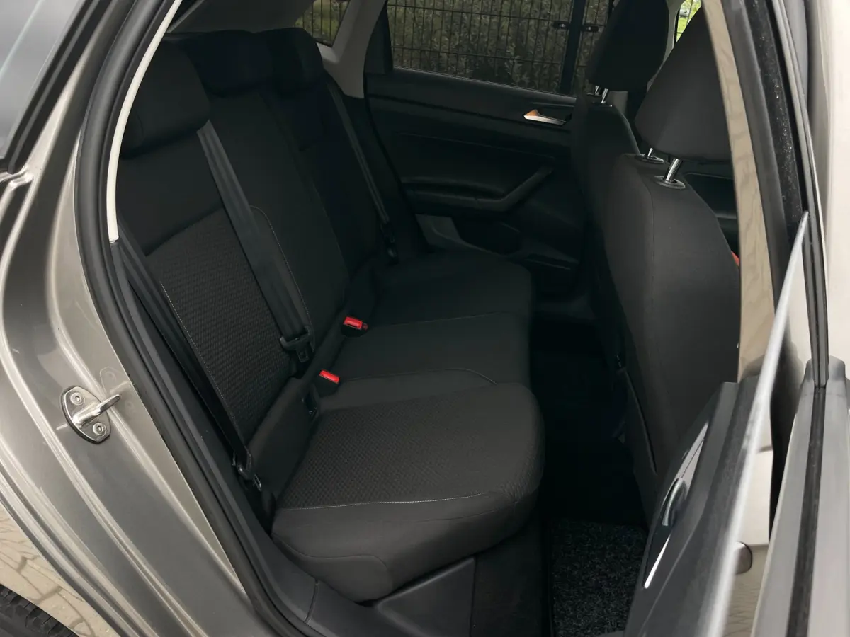 1.0 TSI Comfortline Business NAVI | CarPlay | Dealer onderhouden