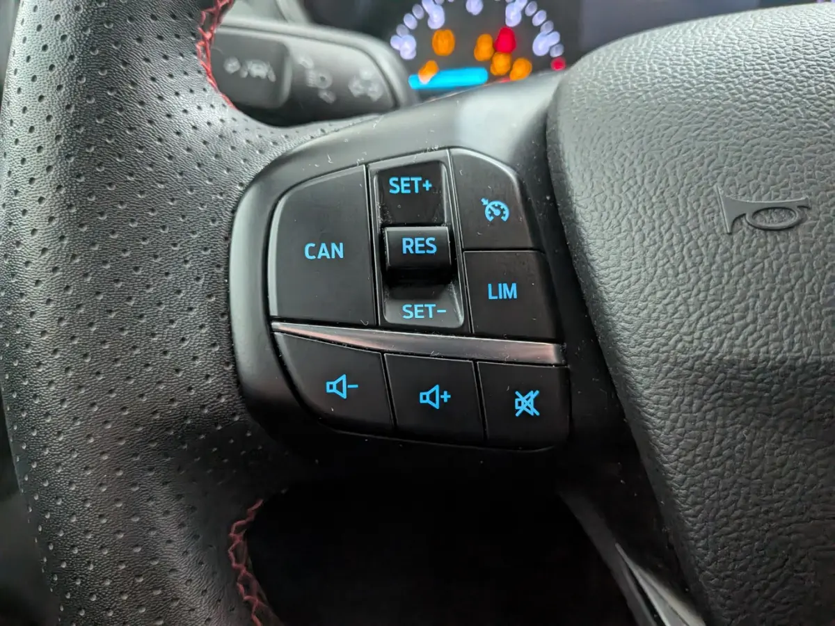 1.0 EcoBoost ST Line Business | Stoel- Stuurverwarming | Camera | FULL-Led |Keyless | Navi | Applecarplay/Android Auto | Airco | Apple Carplay/Android Auto|telefoonintegratie premium | Cruis