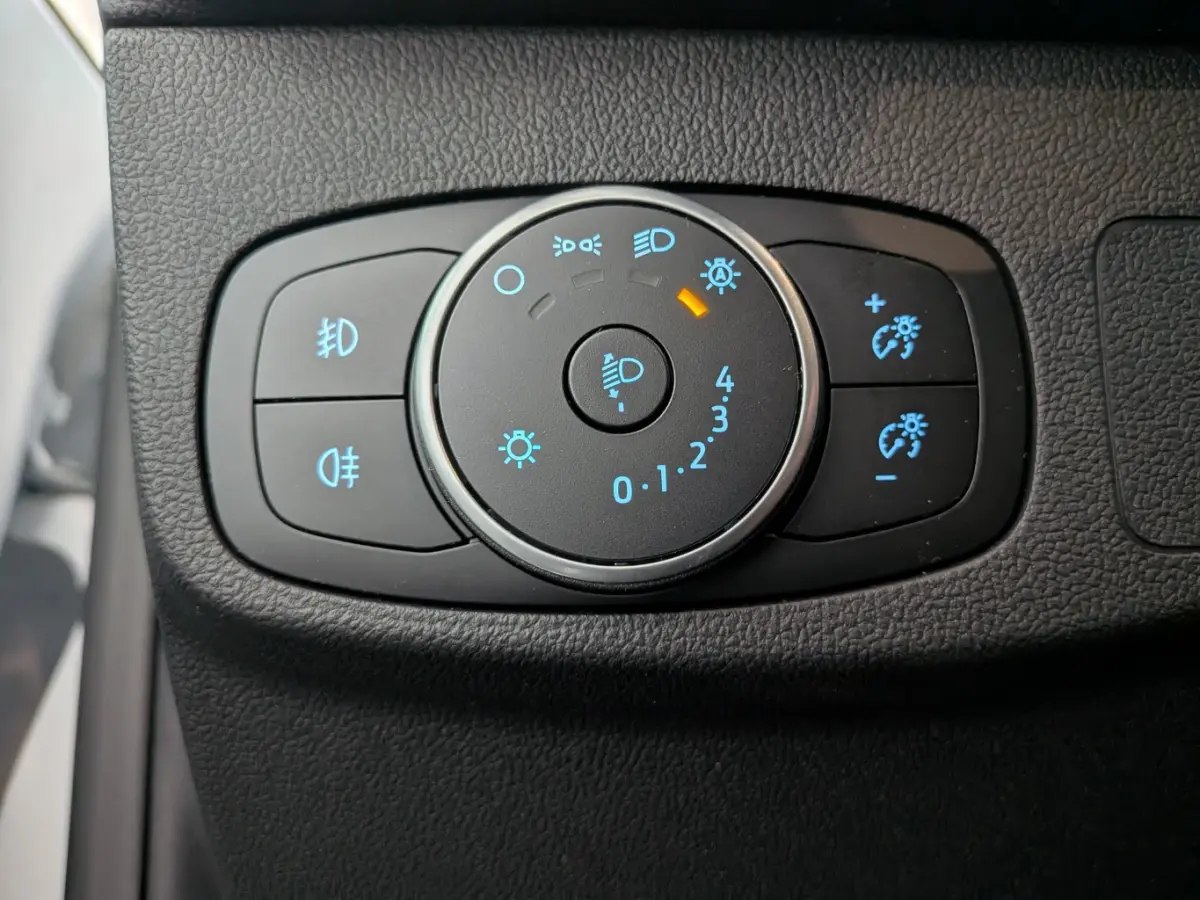 1.0 EcoBoost ST Line Business | Stoel- Stuurverwarming | Camera | FULL-Led |Keyless | Navi | Applecarplay/Android Auto | Airco | Apple Carplay/Android Auto|telefoonintegratie premium | Cruis