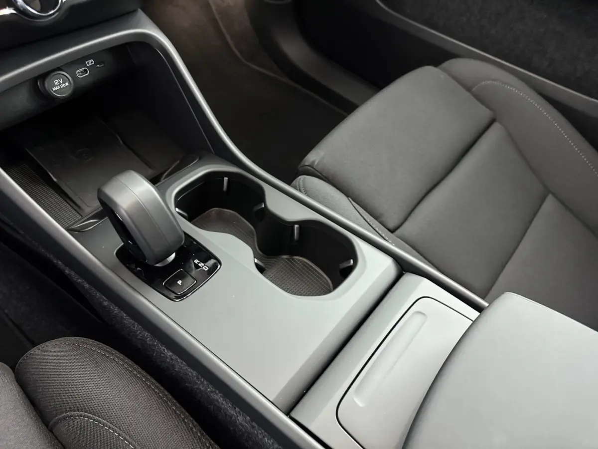 Single Motor Plus 70kWh | 19" | 360 Camera | Getint Glas | Adaptieve Cruise | BLIS | Stoel/Stuurverwarming | Warmtepomp | Keyless