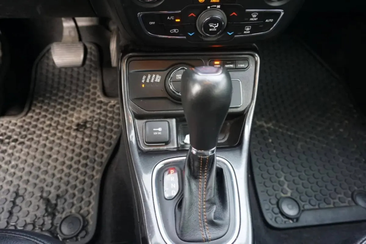 1.3T 4XE 240 pk EAWD Automaat LIMITED Business