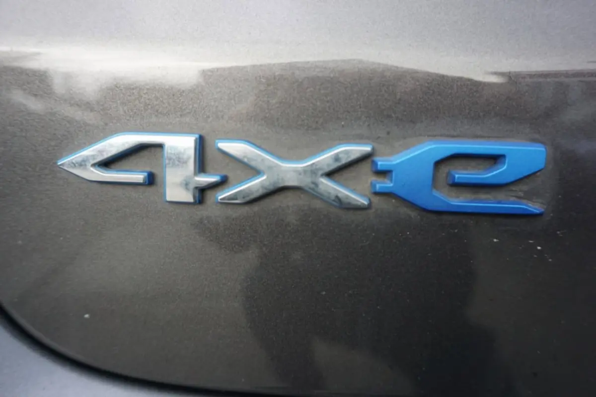 1.3T 4XE 240 pk EAWD Automaat LIMITED Business