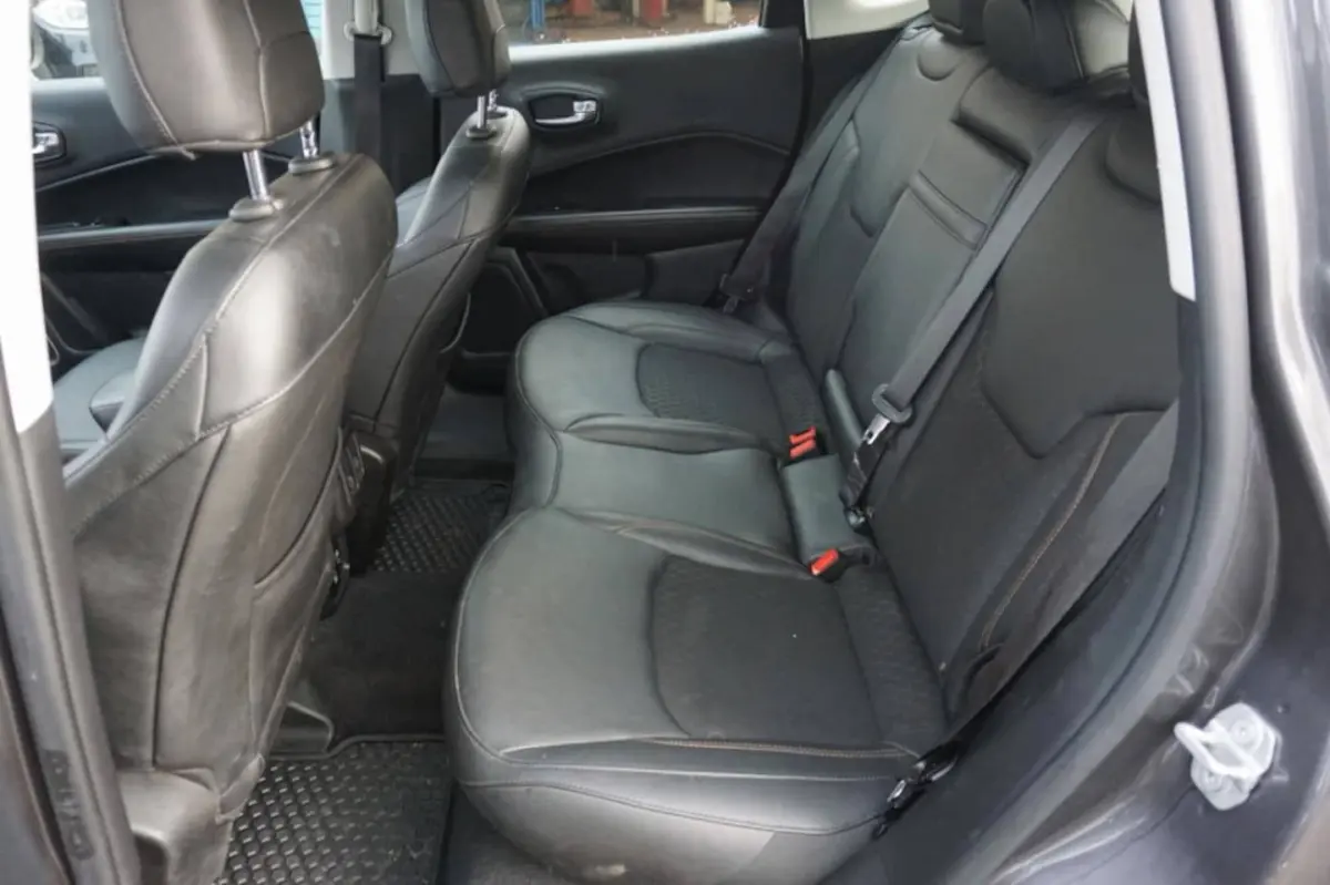 1.3T 4XE 240 pk EAWD Automaat LIMITED Business