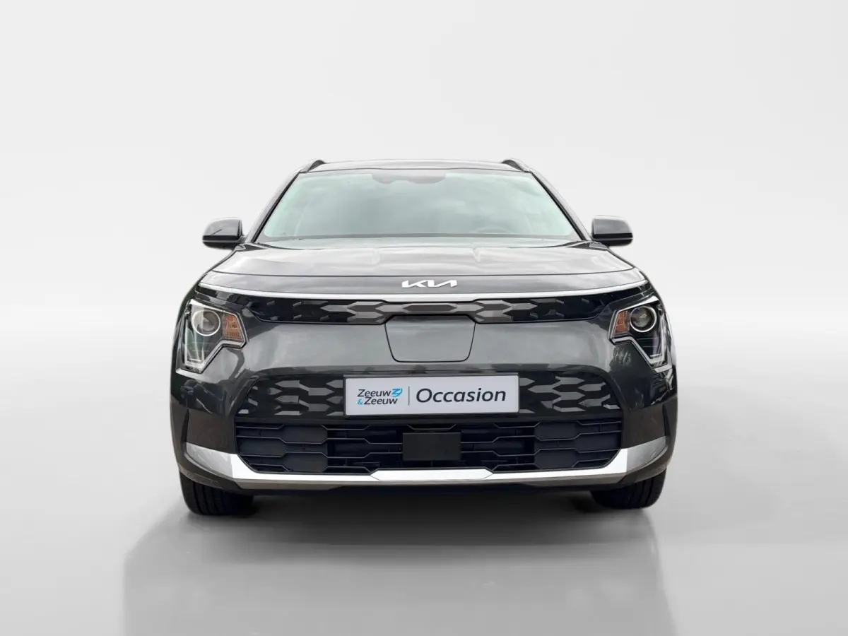 Limited Edition 64.8 kWh | Navigatie | Cruise control | Stoel + Stuur verwarming | Parkeer sensoren | Parkeer camera