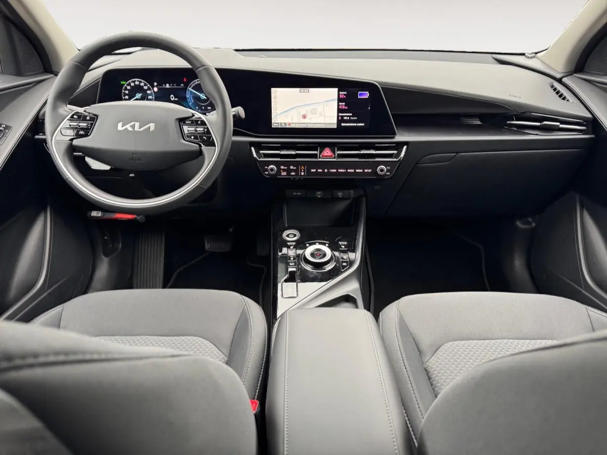 Limited Edition 64.8 kWh | Navigatie | Cruise control | Stoel + Stuur verwarming | Parkeer sensoren | Parkeer camera
