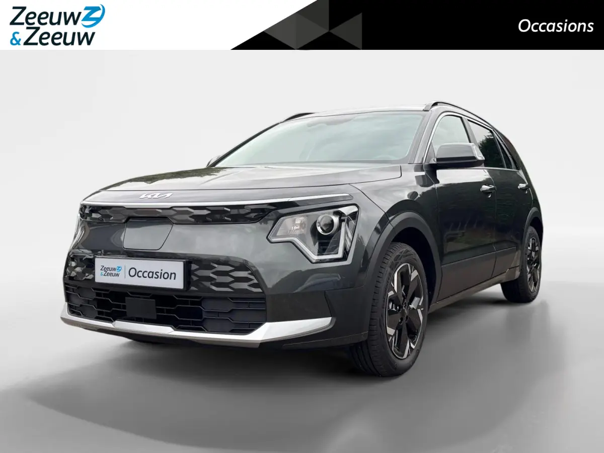 Limited Edition 64.8 kWh | Navigatie | Cruise control | Stoel + Stuur verwarming | Parkeer sensoren | Parkeer camera