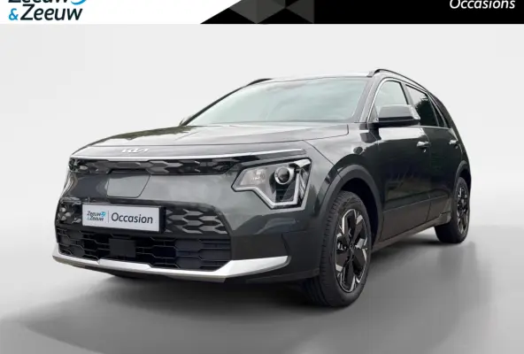 Limited Edition 64.8 kWh | Navigatie | Cruise control | Stoel + Stuur verwarming | Parkeer sensoren | Parkeer camera