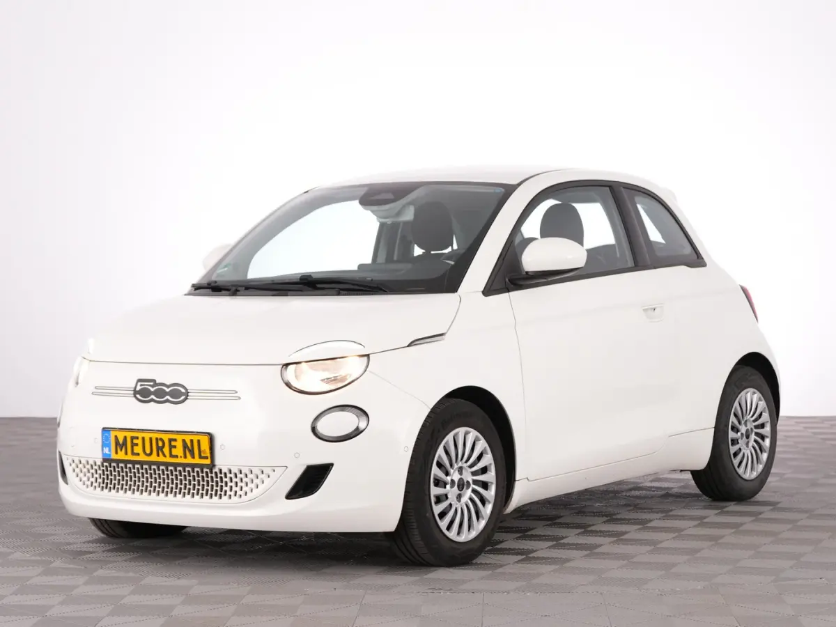 Urban Plus42 kWh | JBL Audio | Stoelverwarming | CARPLAY | PDC | CAMERA !