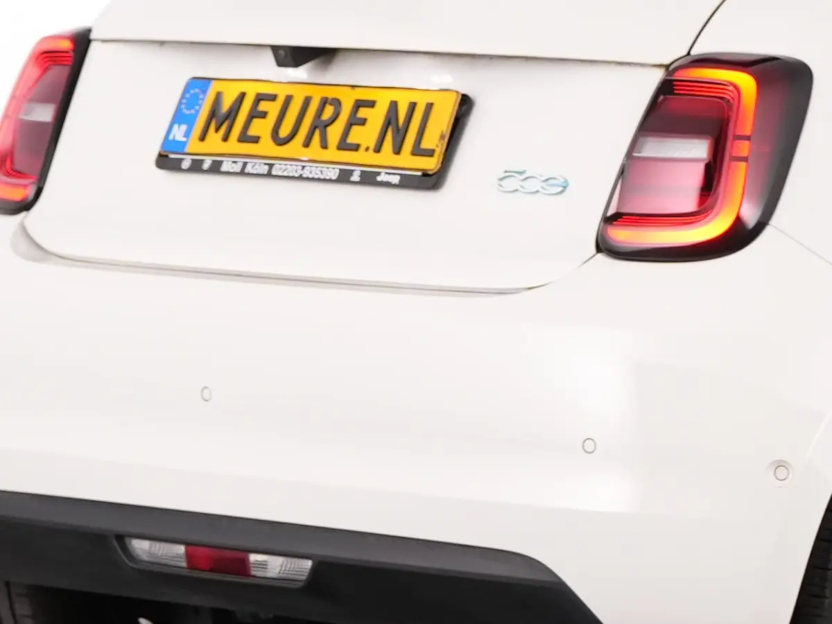 Urban Plus42 kWh | JBL Audio | Stoelverwarming | CARPLAY | PDC | CAMERA !