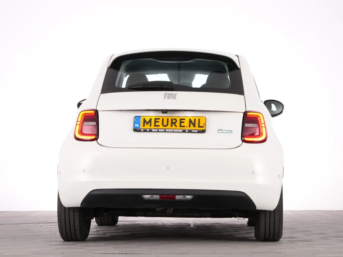 Urban Plus42 kWh | JBL Audio | Stoelverwarming | CARPLAY | PDC | CAMERA !