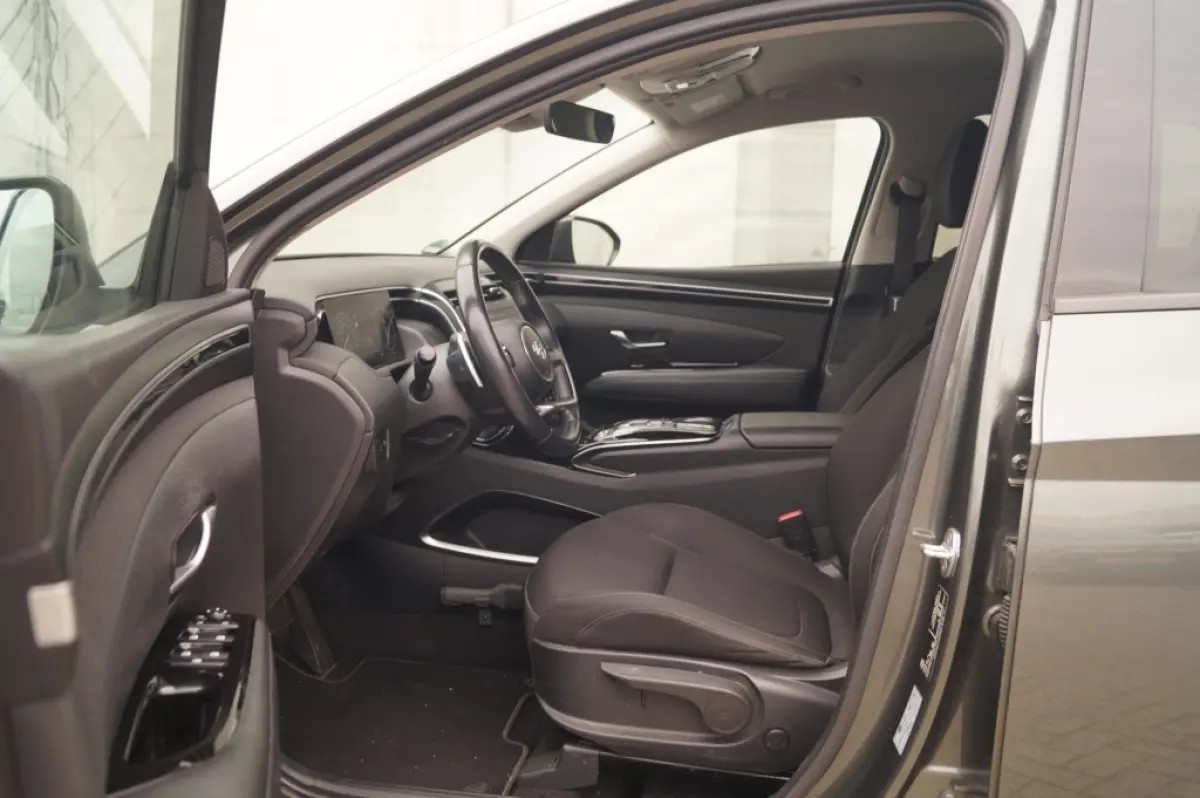 1.6 T-GDI MHEV Comfort Smart -NAVI-ECC-PDC-