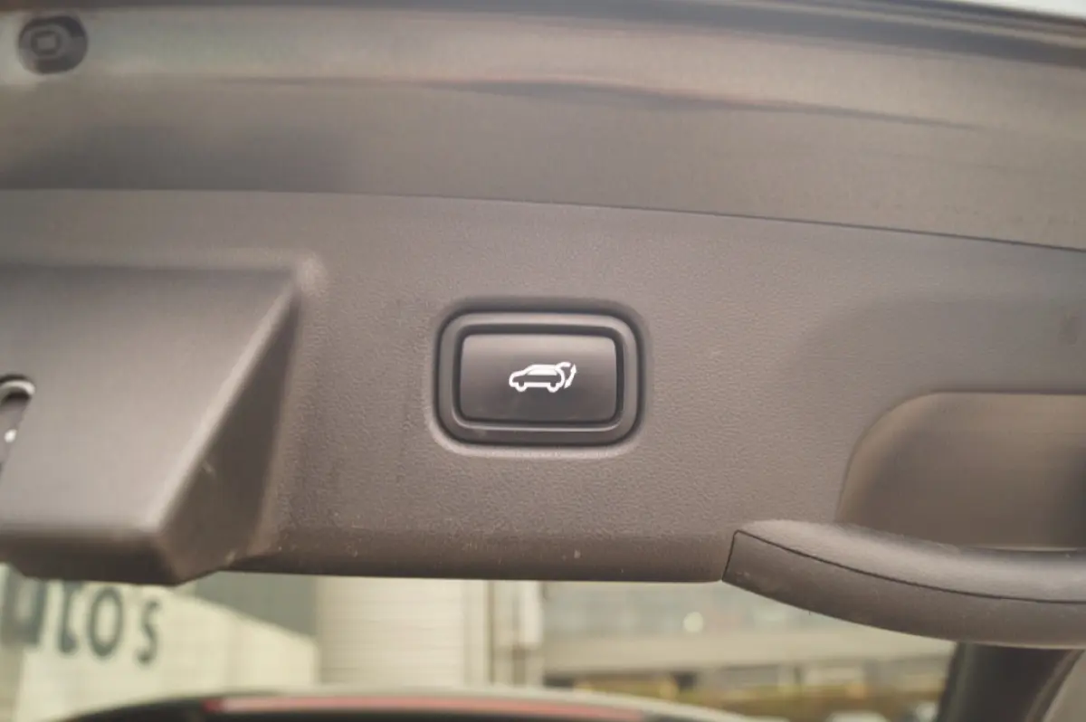 1.6 T-GDI MHEV Comfort Smart -NAVI-ECC-PDC-