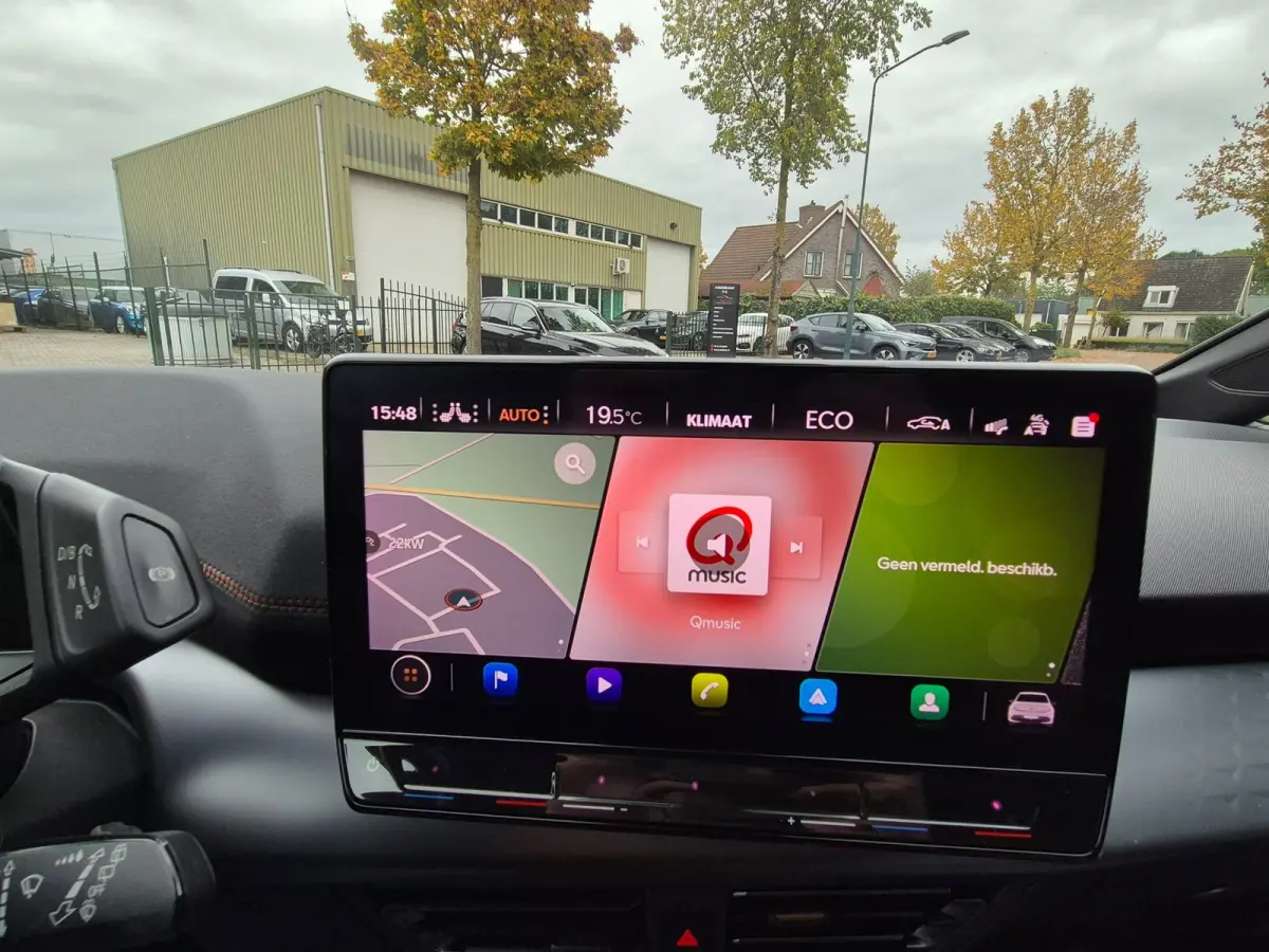 Performance One 62 kWh 94% SOH Volle optielijst Alcantara Sport Born Performance One 62 kWh
